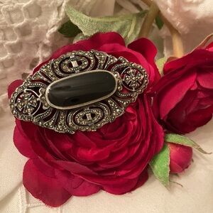 VINTAGE 925 STERLING ART DECO VICTORIAN STYLE MARCASITE AND ONYX PIN/BROOCH